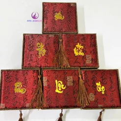 Hộp gấm đựng vòng tay trang sức chữ thư pháp 24k